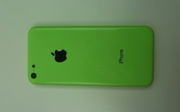 b-iphone-5c-leak-green-3.jpg